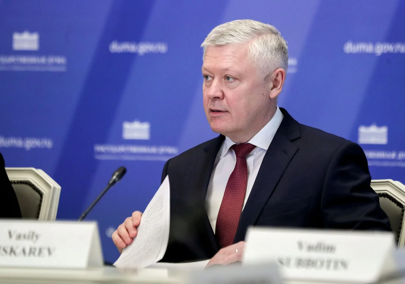 В сторону безопасного мира. От приземления IT-гигантов к международной системе регулирования Интернета