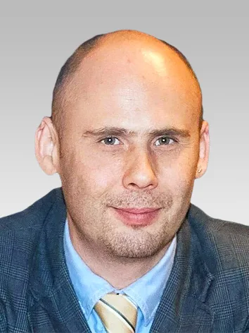 Салахутдинов Артур
